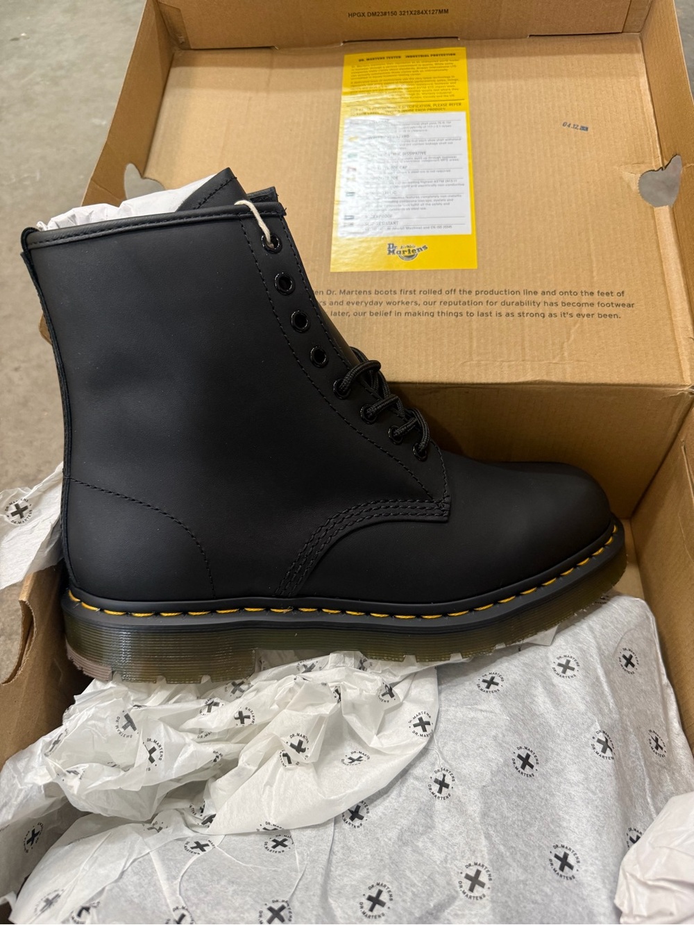 Dr. Martens 1460 SR industrial full grain leather boots sz 10 NWB